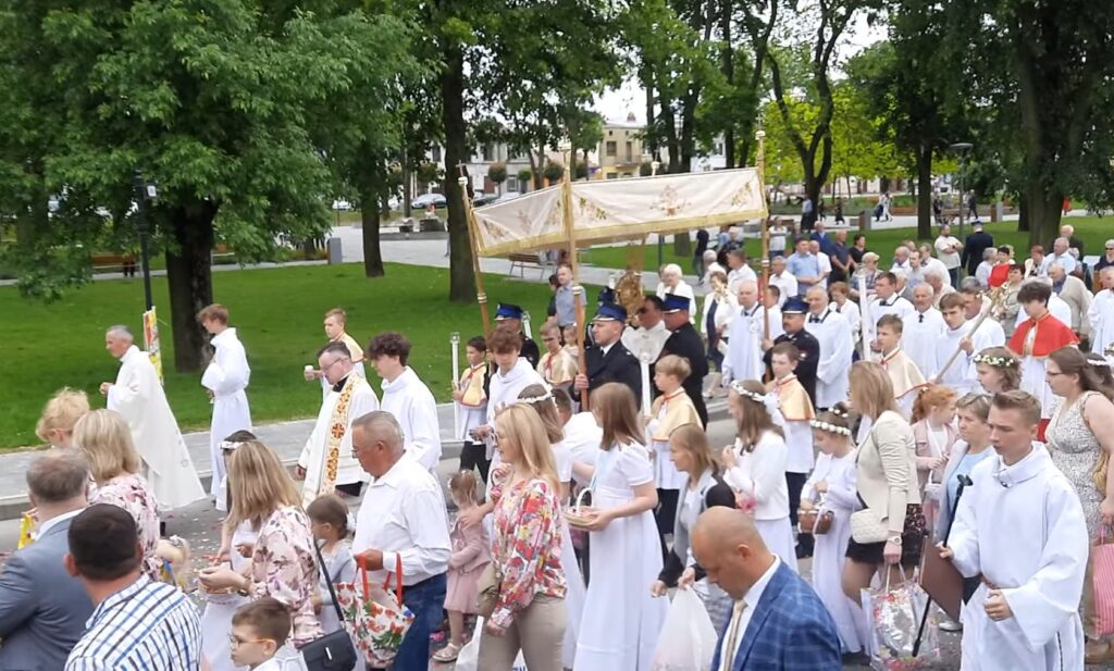 Uroczystość Najświętszego Ciała i Krwi Chrystusa ,,Boże Ciało”