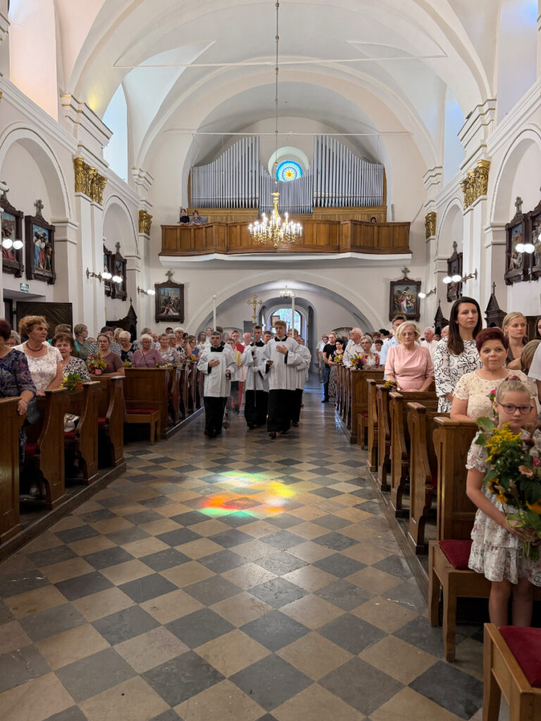 Uroczystość Wniebowzięcia Najświętszej Maryi Panny ~ 15 sierpnia 2026 A.D.